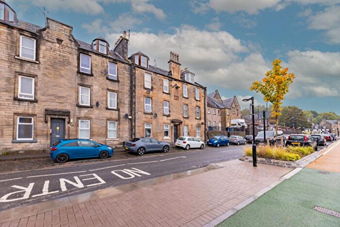 2 Bedroom Flat For Sale In Cowane Street, Stirling Town, Stirling, FK8