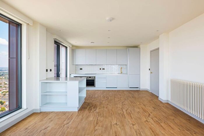 2 Bedroom Flat To Rent In The Eades, Selborne Road, Walthamstow, E17