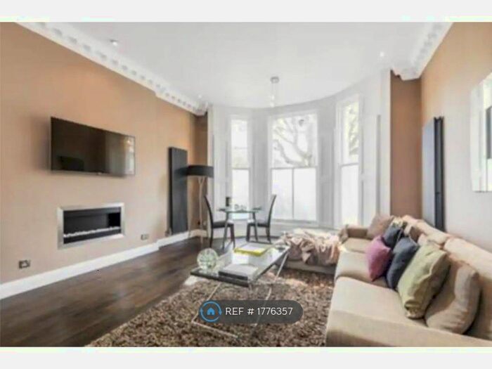 2 Bedroom Flat To Rent In Notting Hill, London, W11