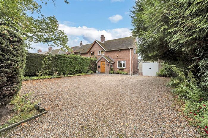 3 Bedroom Semi-Detached House For Sale In Culford Road, Fornham St. Martin, IP28