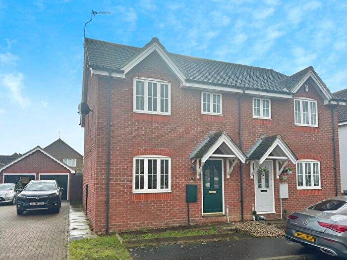 3 Bedroom Semi-Detached House To Rent In Elthorne Park, Clacton-On-Sea, CO16