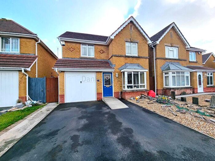 4 Bedroom Detached House For Sale In Cilgant Y Meillion, Rhoose, Barry, The Vale Of Glamorgan., CF62