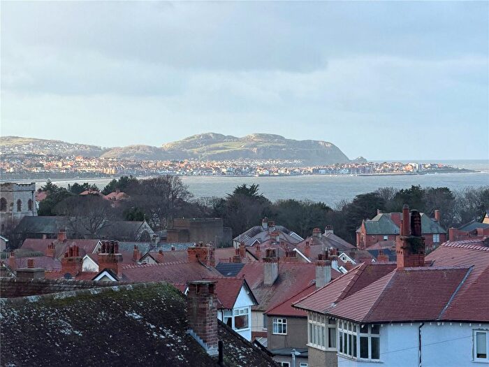 1 Bedroom Flat For Sale In Woodend Drive, Old Colwyn, Colwyn Bay, Conwy, LL29