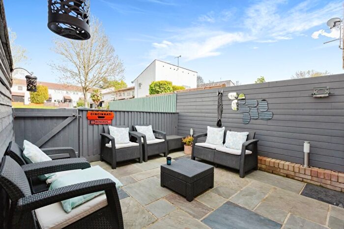 3 Bedroom Terraced House For Sale In Ellisgill Court, Milton Keynes, MK13