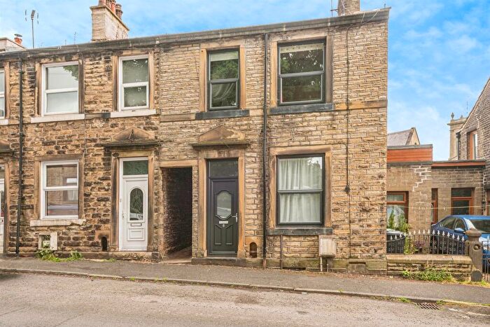 3 Bedroom End Of Terrace House For Sale In Wessenden Head Road, Meltham, Holmfirth, HD9