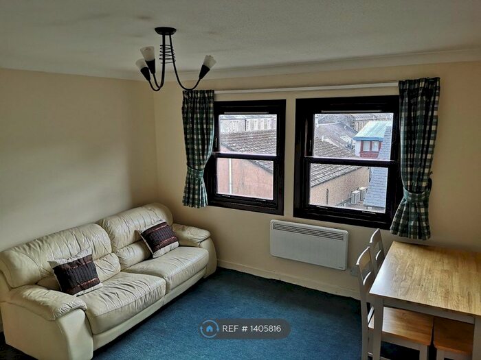 2 Bedroom Flat To Rent In Cross Lane, Dundee, DD1