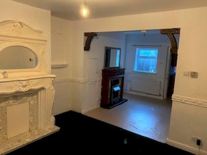 2 Bedroom End Of Terrace House To Rent In Netherton Road, Worksop, S80