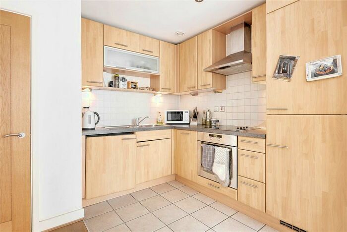 1 Bedroom Flat To Rent In Western Gateway, London, E16