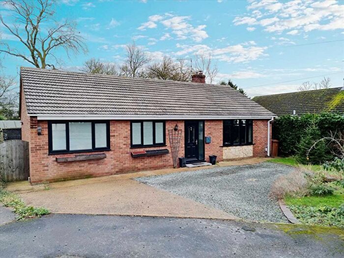 3 Bedroom Detached Bungalow For Sale In Willow Close, Scopwick, Lincoln, LN4