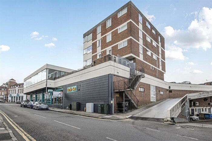 2 Bedroom Flat For Sale In Chertsey Street, Guildford, GU1