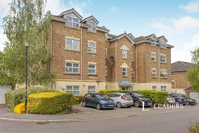 2 Bedroom Flat To Rent In Trevelyan Place, Heath Road, RH16