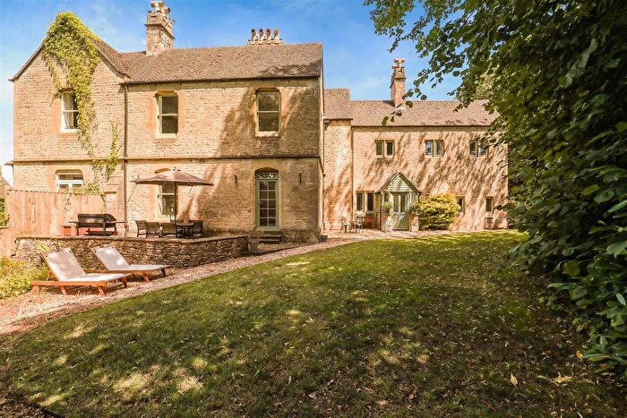 4 Bedroom Semi-Detached House For Sale In Eastcombe, Stroud, GL6