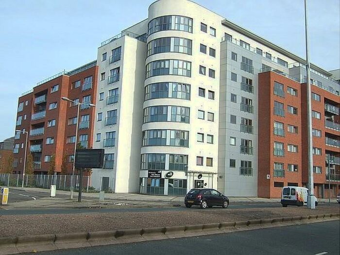 2 Bedroom Apartment To Rent In The Reach, Leeds Street, L3