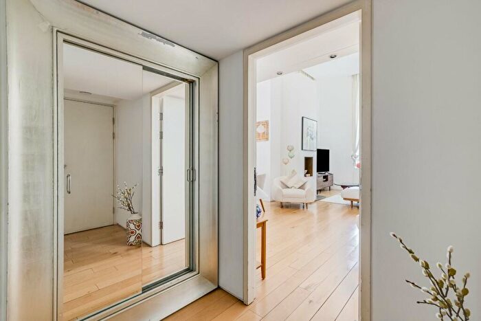 2 Bedroom Apartment To Rent In The Yoo Building, Hall Road, St John's Wood, NW8