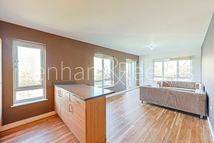 2 Bedroom Apartment To Rent In Heritage Avenue, London, NW9