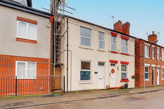 2 Bedroom Semi-Detached House For Sale In Pearson Street, Netherfield, NG4