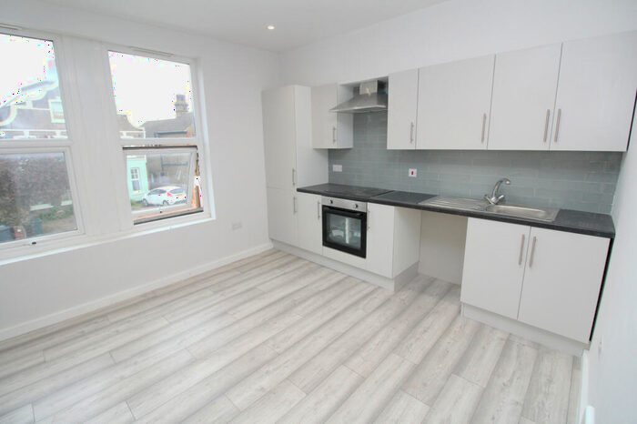 2 Bedroom Apartment To Rent In The Brent, Dartford, DA1