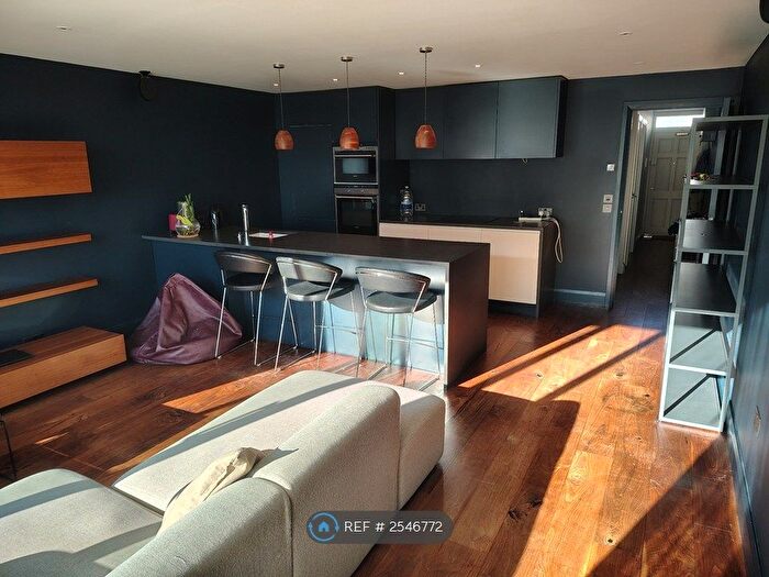 1 Bedroom Flat To Rent In Inverness Street, London, NW1