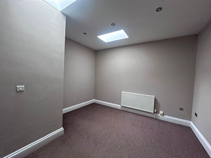2 Bedroom End Of Terrace House To Rent In Osborne Street, Hull, HU1