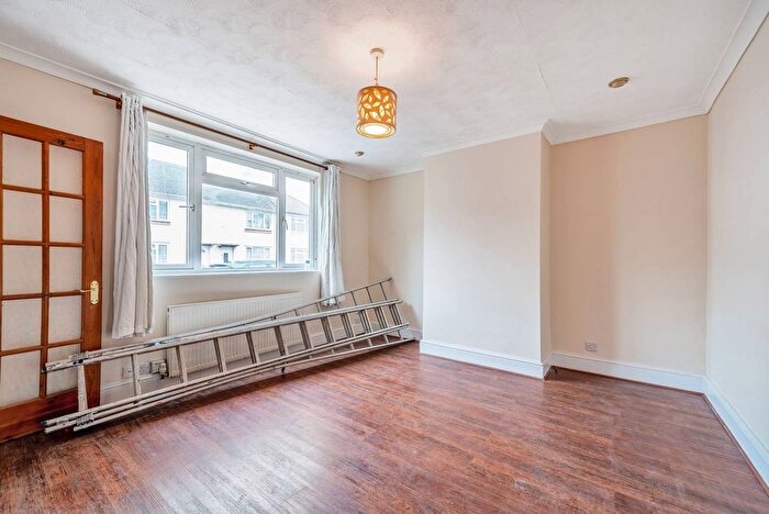 4 Bedroom Terraced House To Rent In Dalton Avenue, Mitcham, CR4