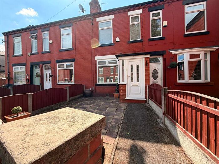 2 Bedroom Terraced House For Sale In Parkfield Road North, Manchester, M40