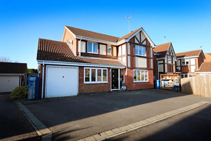 5 Bedroom Detached House For Sale In Swallow Close, Uttoxeter, ST14