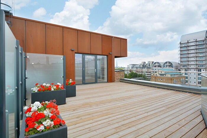 1 Bedroom Apartment To Rent In Quinton Court, Plough Way, London, SE16