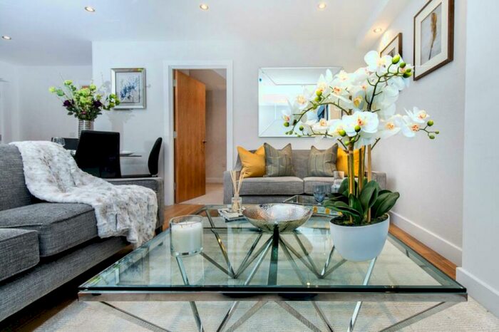 1 Bedroom Flat For Sale In Leeds City Centre Apartments, LS9