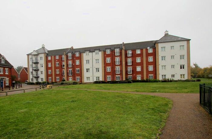 2 Bedroom Flat To Rent In Provan Court, Ipswich, IP3