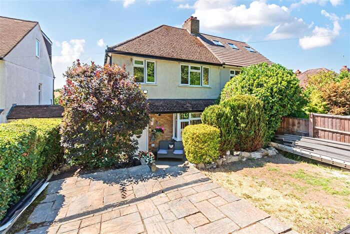 3 Bedroom Semi-Detached House For Sale In Christies Avenue, Badgers Mount, TN14