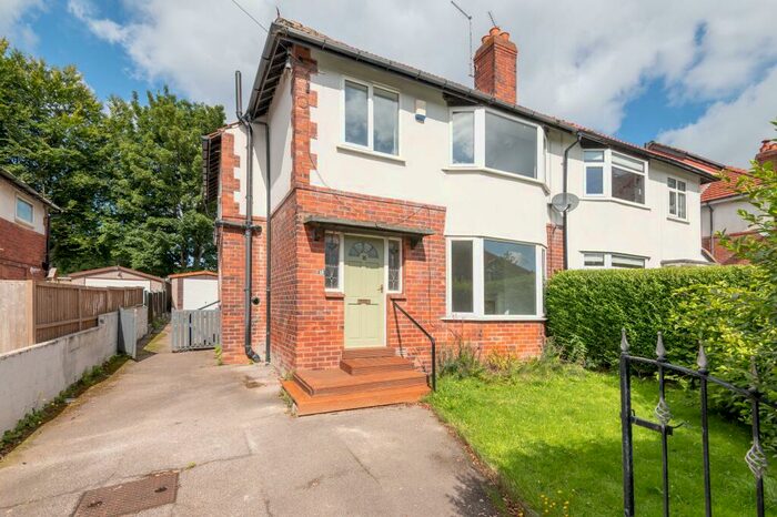 3 Bedroom Semi-Detached House To Rent In Stainburn Terrace, Moortown, Leeds, LS17