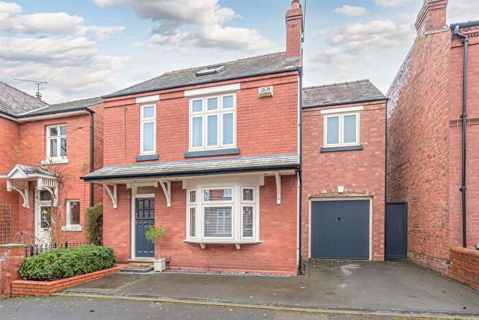 5 Bedroom Detached House For Sale In South Avenue, Old Quarter, Norton, Stourbridge, DY8