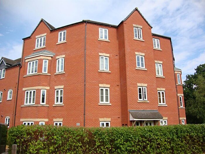 2 Bedroom Flat To Rent In Wharf Lane, Solihull, B91