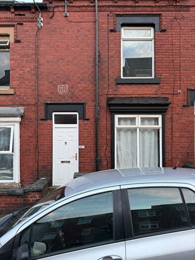 4 Bedroom Terraced House To Rent In Lodge Lane, Leeds, LS11