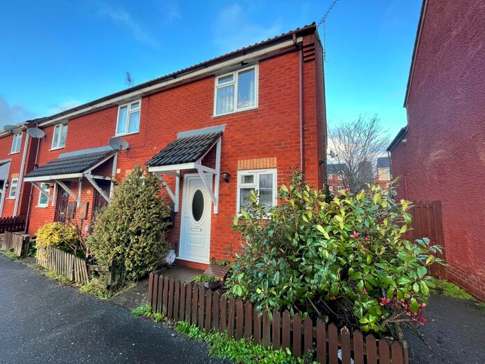 2 Bedroom Property To Rent In Coopers Mill, Norton Fitzwarren, Taunton, TA2