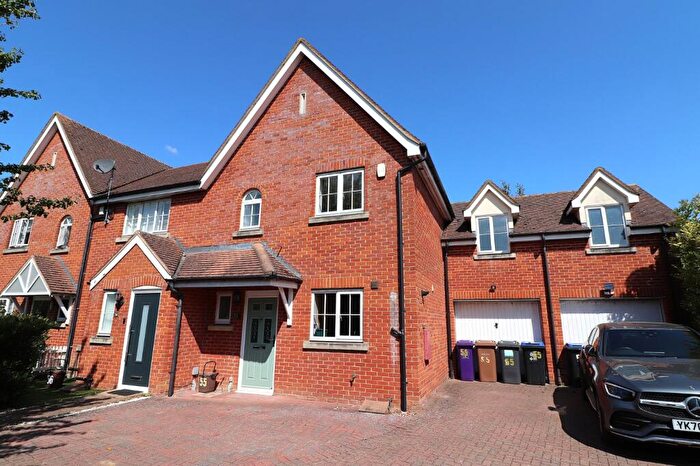 3 Bedroom End Of Terrace House For Sale In Great Ashby Way, Stevenage, Hertfordshire, SG1