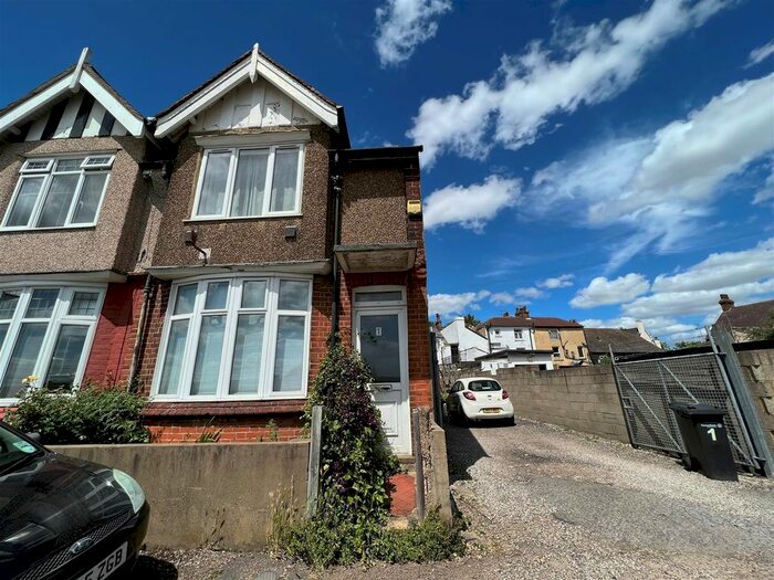 2 Bedroom End Of Terrace House To Rent In Church Path, Northfleet, Gravesend, DA11