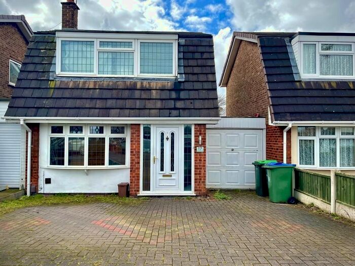 3 Bedroom Detached House To Rent In Westmore Way, Wednesbury, WS10