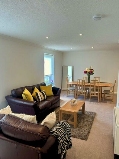 4 Bedroom Flat To Rent In L &#; Ferry Gait Place, Edinburgh, EH4