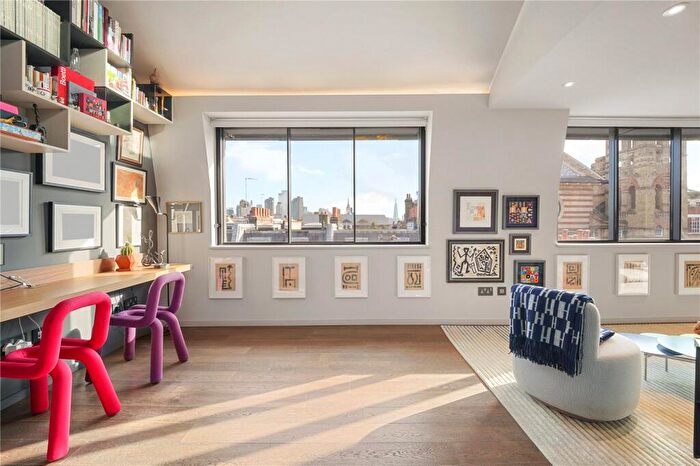 2 Bedroom Penthouse For Sale In Rosebery Avenue, EC1R