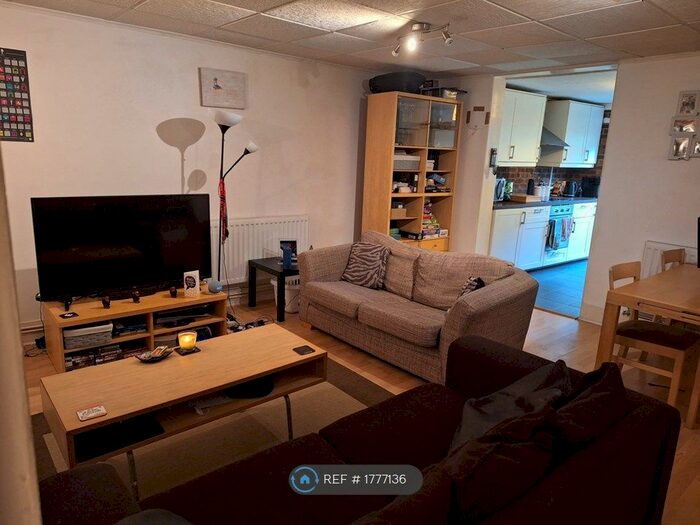 1 Bedroom Flat To Rent In Colbeck Road, Harrow, HA1