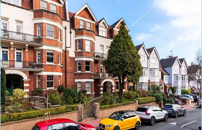 2 Bedroom Flat For Sale In Honeybourne Road, West Hampstead, London, NW6