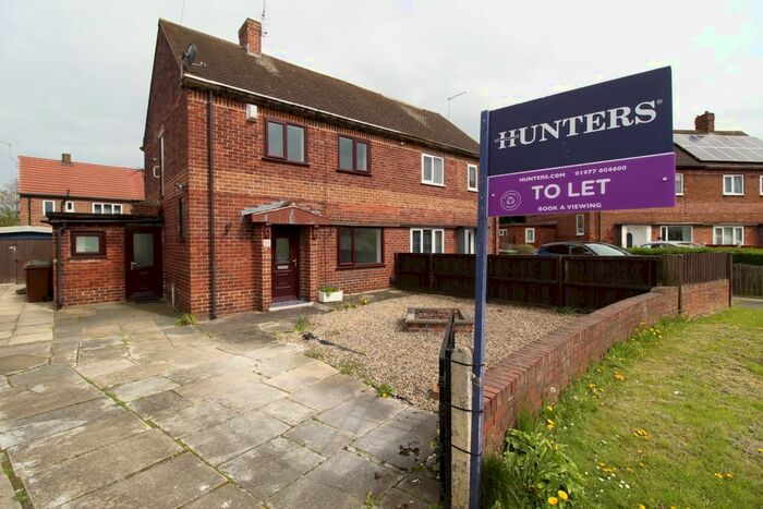 3 Bedroom Semi-Detached House To Rent In Lea Lane, Featherstone, Pontefract, WF7