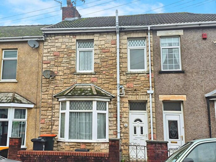 3 Bedroom Terraced House To Rent In Oak Street, Newport, NP19