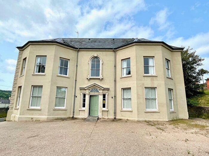 1 Bedroom Flat For Sale In Plas Kynaston Lane, Cefn Mawr, LL14