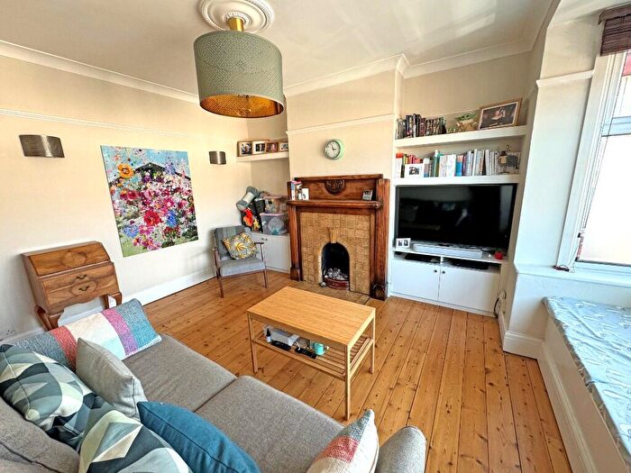 3 Bedroom Terraced House For Sale In Stanmer Villas, BN1