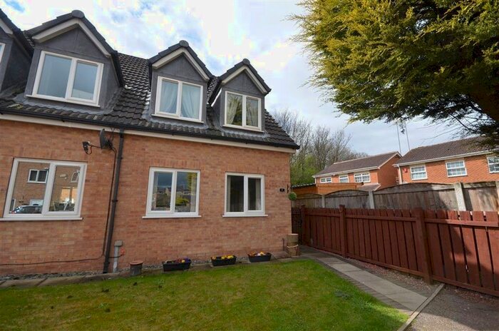 2 Bedroom Bungalow To Rent In Dandy Mill Court, Pontefract, WF8