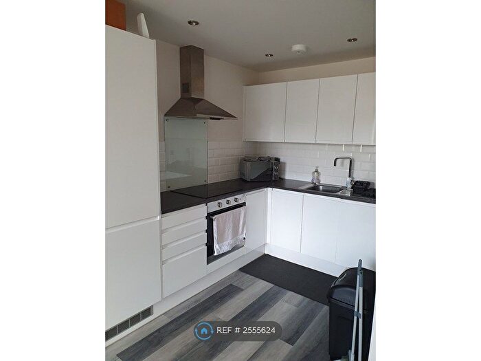 1 Bedroom Flat To Rent In The Interchange, Birmingham, B26