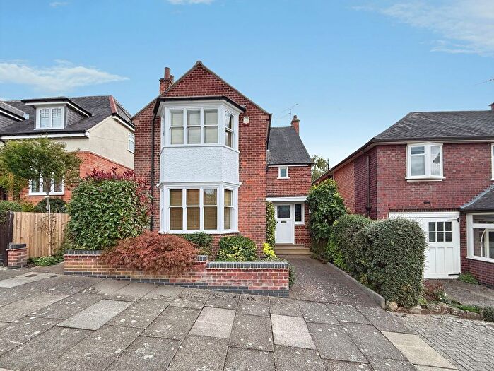 4 Bedroom Detached House For Sale In Meadhurst Road, Western Park, LE3