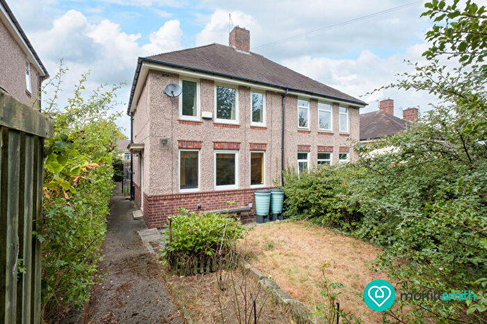 3 Bedroom Semi-Detached House For Sale In Deep Lane, Sheffield, S5